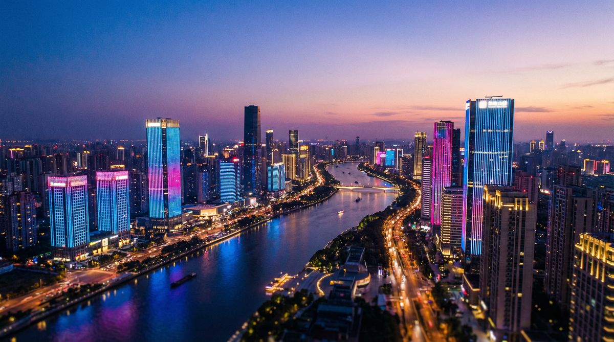 小小绘城市夜景航拍 | 震撼视频演示